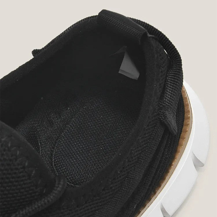 Trevia Sneakers