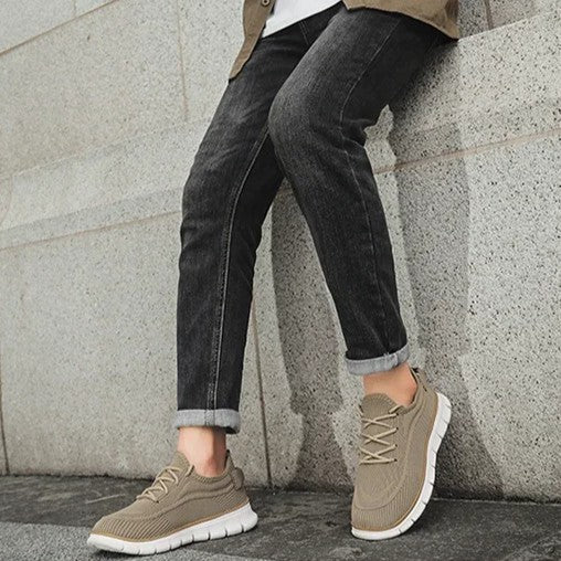 Trevia Sneakers