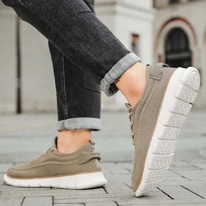 Trevia Sneakers