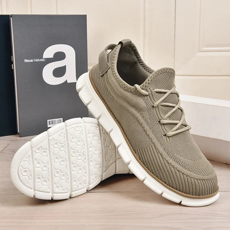 Trevia Sneakers