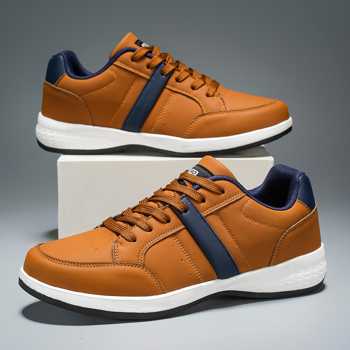 Strada Retro Sneakers