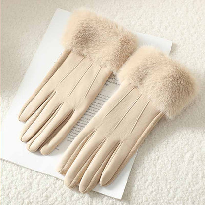 Avelina Faux Fur Gloves