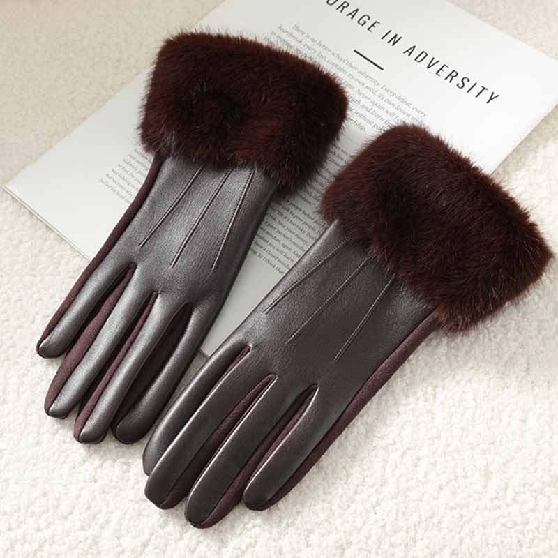 Avelina Faux Fur Gloves