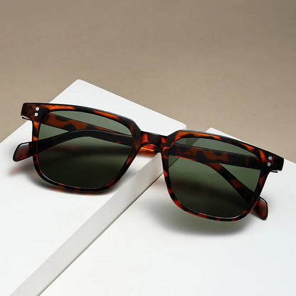 The Belmont Shades