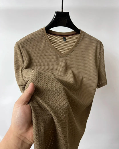 Versa V-neck