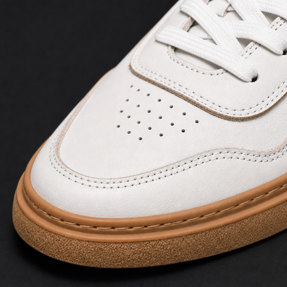 Casual sneakers with stitched sole