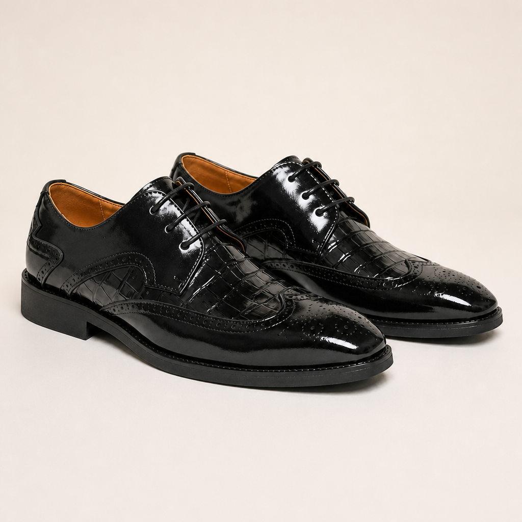 Black formal shoes for men with stable comfort